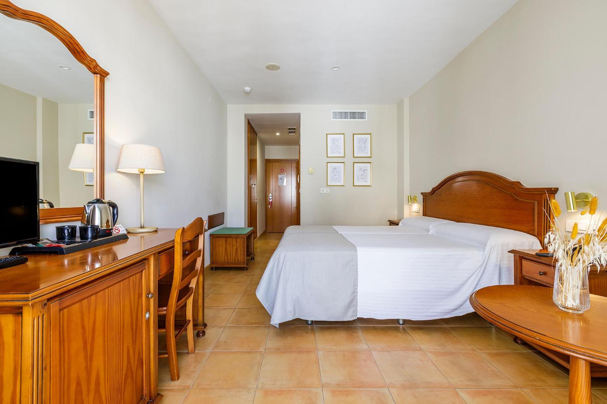 Hotel Almijara - Mares 拉海瑞德拉 外观 照片